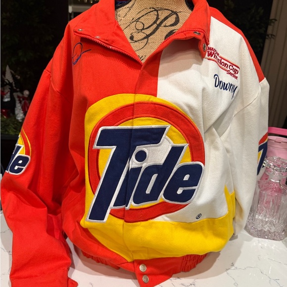 Tide Racing Jacket in Red, White, and Yellow - Picture 6 of 8